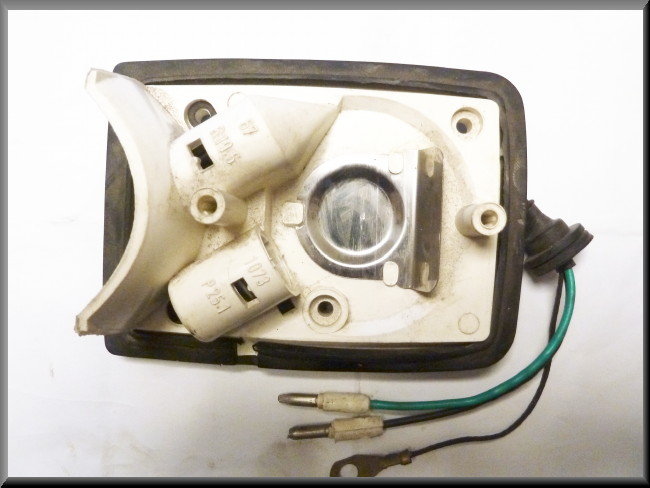 Unité d'éclairage de plaque d'immatriculation droite Break – Renault 12 – OEM 7701028375