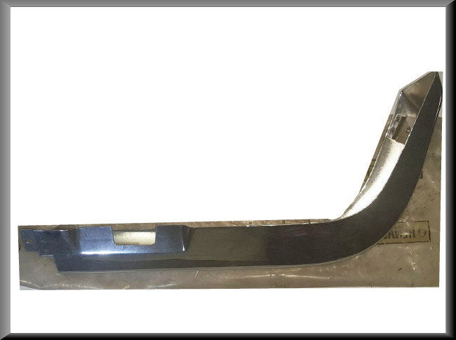 Angle de pare-chocs avant gauche – Renault 16 TS (deuxième type) – OEM 290887