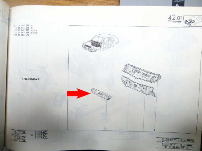 Façade avant – Renault 14 – OEM 7700583572 – NOS