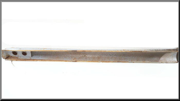 Bas de caisse droit – Renault 12 – OEM 7700536006 – NOS