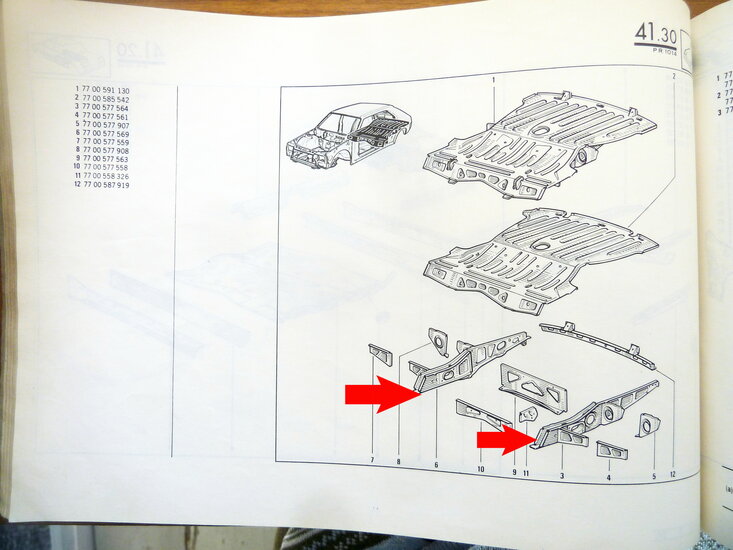 Tôle de châssis avant gauche – Renault 14 – OEM 7700577569 / 7700577561 – NOS