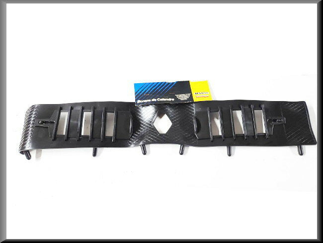 Cache radiateur – Renault Fuego – OEM 7701403002 – NOS