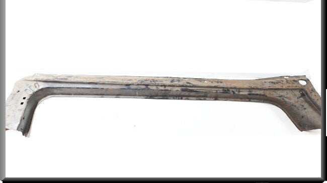 Right side box beam with AC style parts – Renault 14 – OEM 7701459867 – NOS