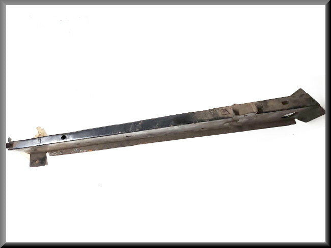 Beam with jack support – Renault 16 – OEM 7700650207