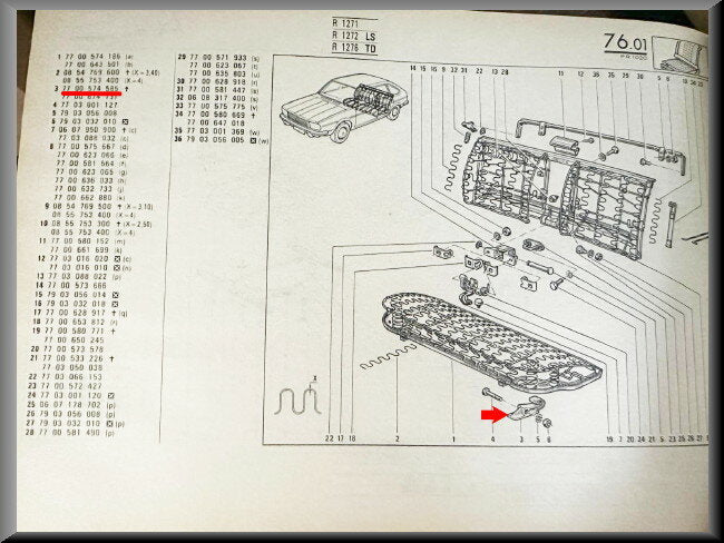 Support de crochet banquette arrière – Renault 20 - Renault 30 – OEM 7700574585 – NOS