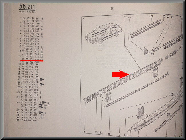 Sierstrip voorzijde rechts – Renault 19 – OEM 7700803341 – NOS