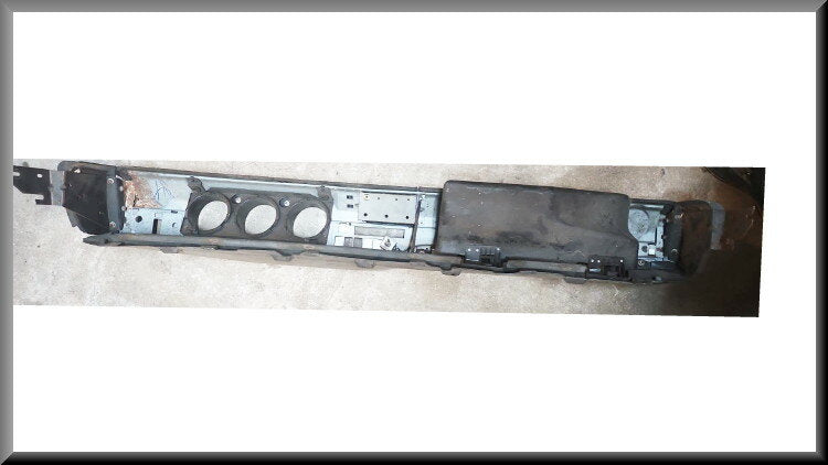 Tableau de bord – Renault 12