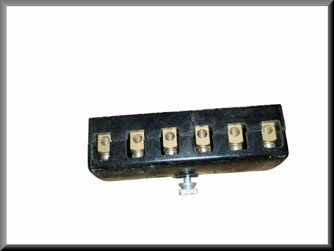 Fuse box – Renault 16 – OEM 7701365041A