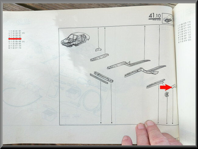 Support plate left – Renault 14 – OEM 7700585486 – NOS