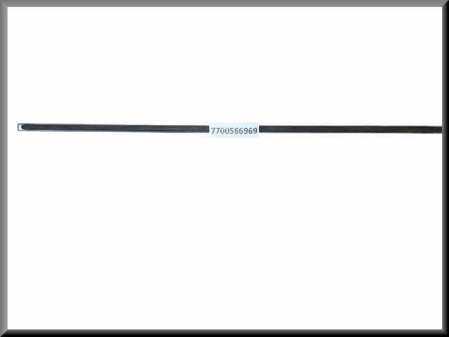 Sierlijst voorzijde – Renault 6 – OEM 7700566969 – NOS