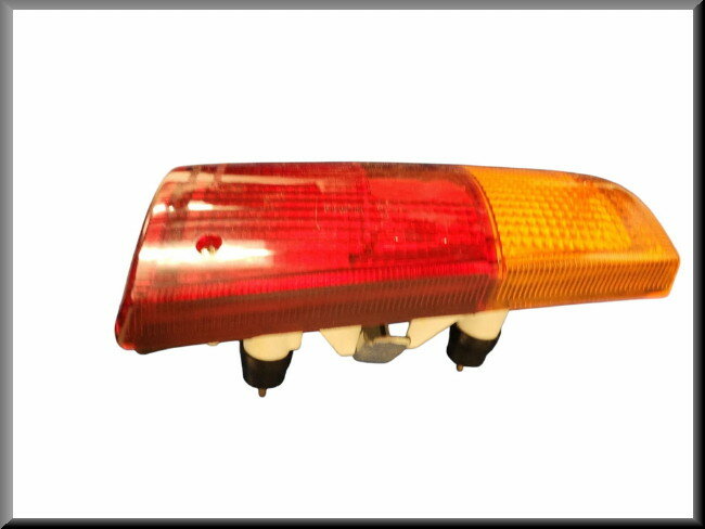 Feu arrière droit complet (avec verre) – Renault 6 – OEM 7701466245 – NOS