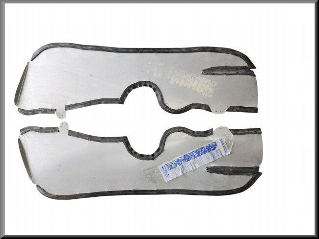 Jeu de pare-boues intérieurs (aluminium) avant gauche et droit – Renault 12 – NOS