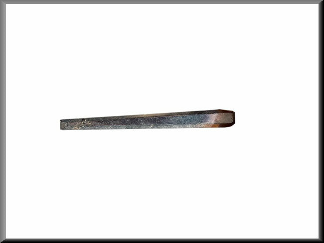 Baguette décorative – Renault 8 – OEM 7701450512 – NOS