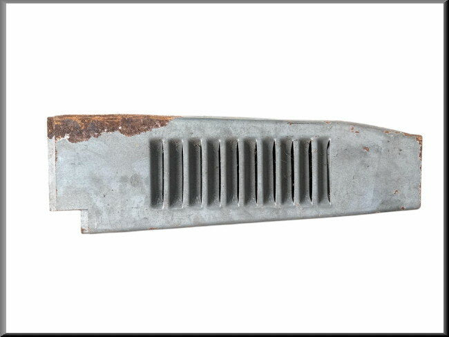 Ventilation grille inner fender left – Renault 16 – OEM 170958