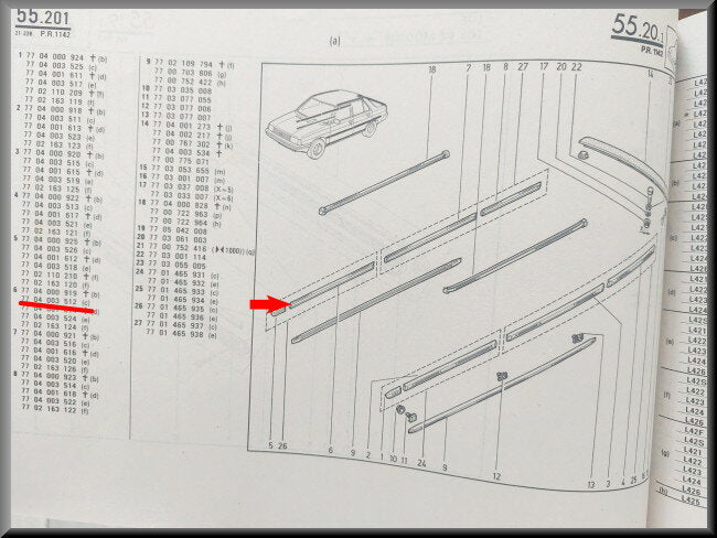 Sierlijst portier voorzijde rechts – Renault 9 – OEM 7704003512 – NOS