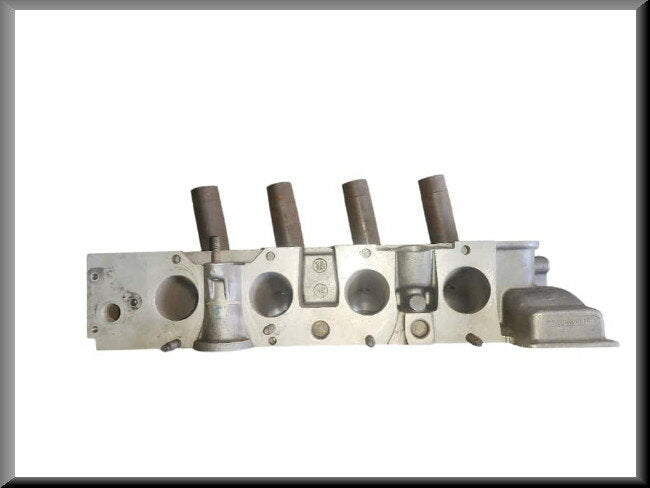 Cilinderkop – Renault 12 Gordini – OEM 7701455332 / 7700528607 – Used