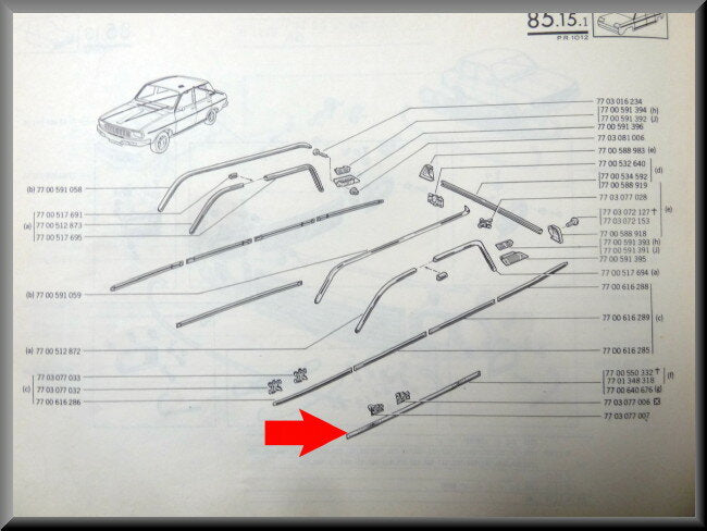 Bande chromée bas de caisse – Renault 12 – OEM 7701348318 (New Old Stock) – NOS