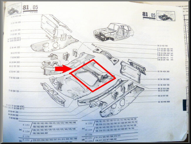 Deel van bodemplaat achterste gedeelte – Renault 16 – OEM 7700508876A – NOS