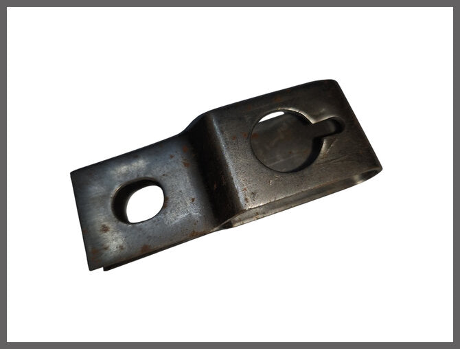 Bevestigingssteun – Master – OEM 7700639104 – NOS
