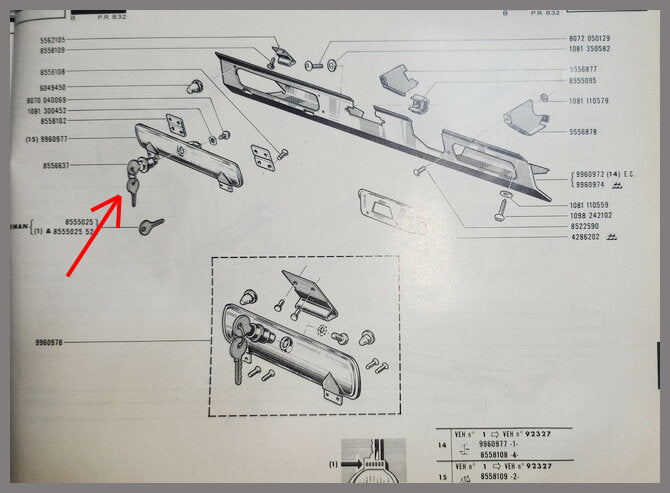 Slot handschoenkastje met sleutels – Renault 8 – Renault 10 - OEM 0855663700 – NOS