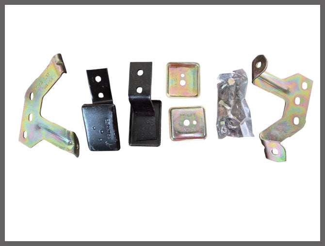 Fixation pare-chocs avant – Renault 5 – OEM 7701463501 – NOS