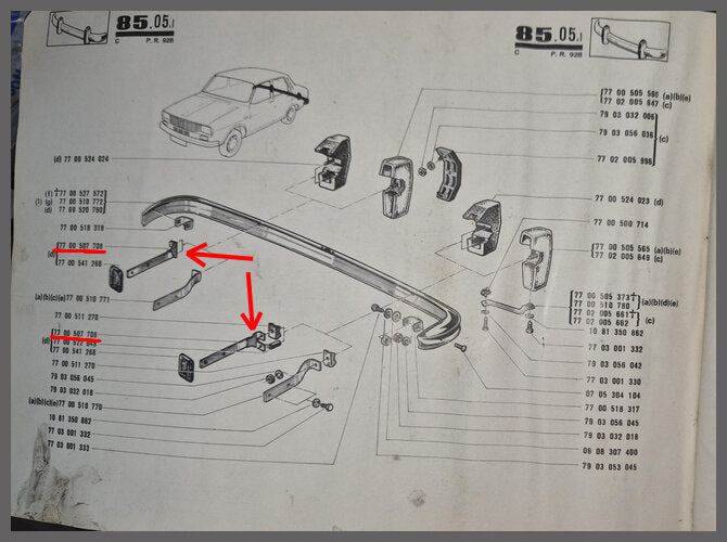 Bumpersteun achterzijde links en rechts – Renault 12 – OEM 7700507708 – NOS
