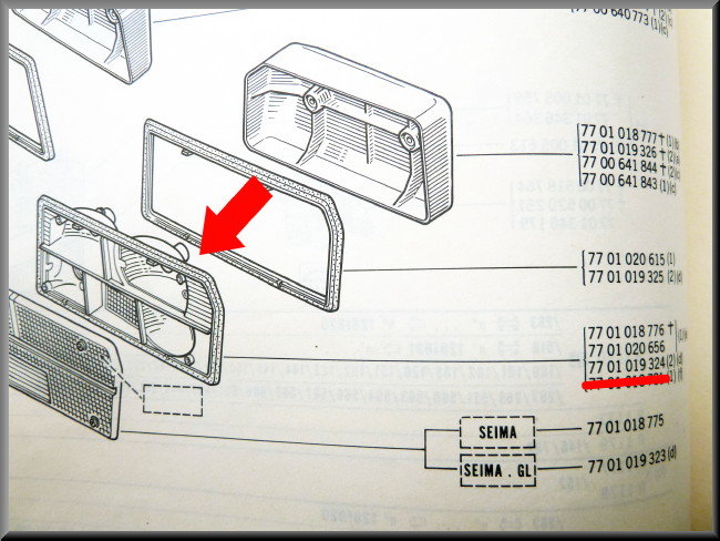 Unité de feu arrière droit – Renault 12 – OEM 7701019324