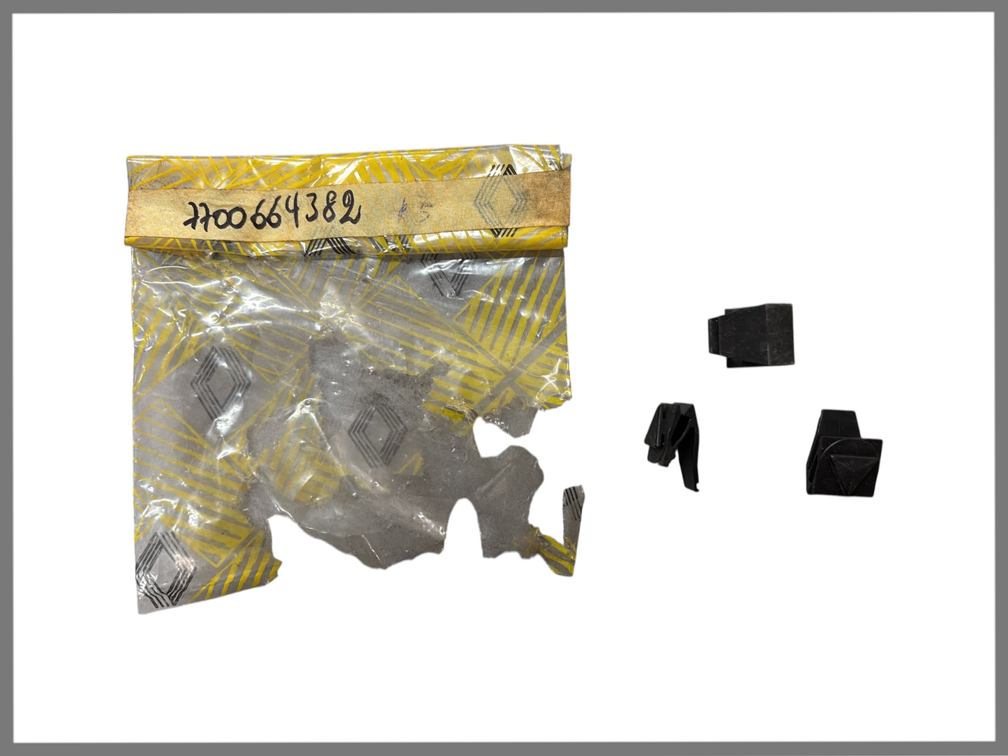 Dashboard clip - Renault 5 - Renault 9 - OEM 7700664382