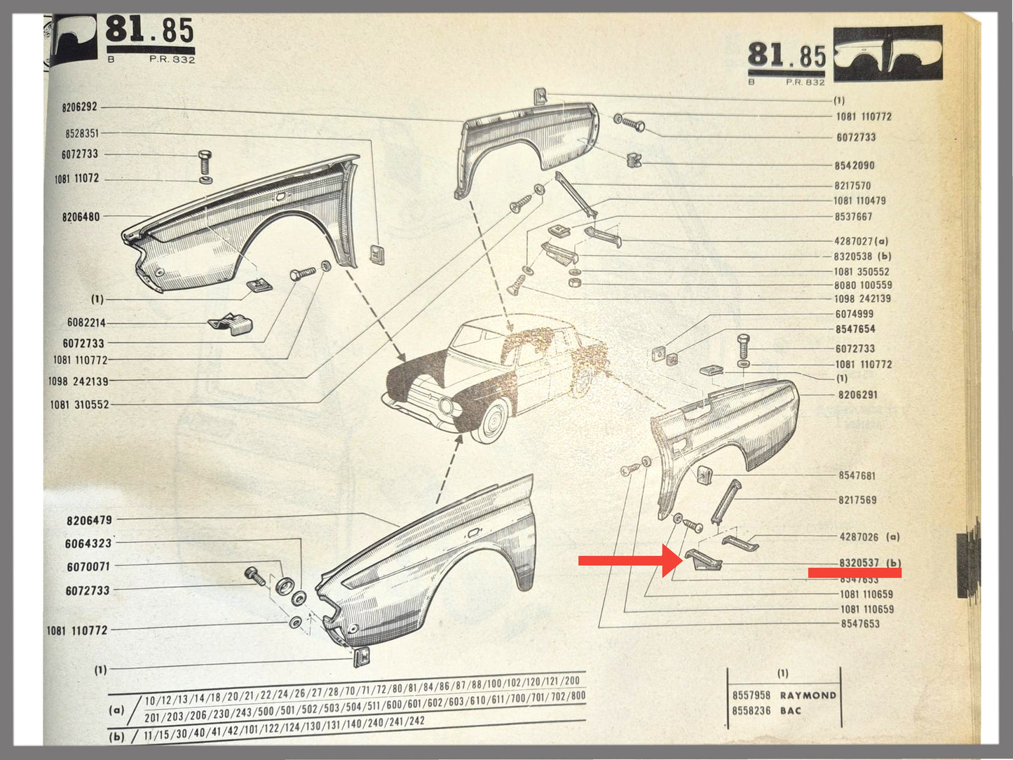 Support garde-boue arrière gauche – Renault 8 – OEM 0832053700
