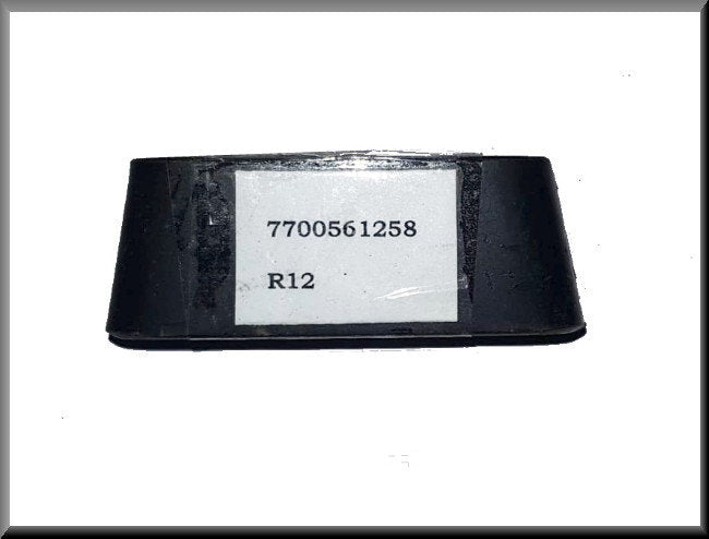 Bumpersteun voorzijde rechts – Renault 12 – OEM 7700561258