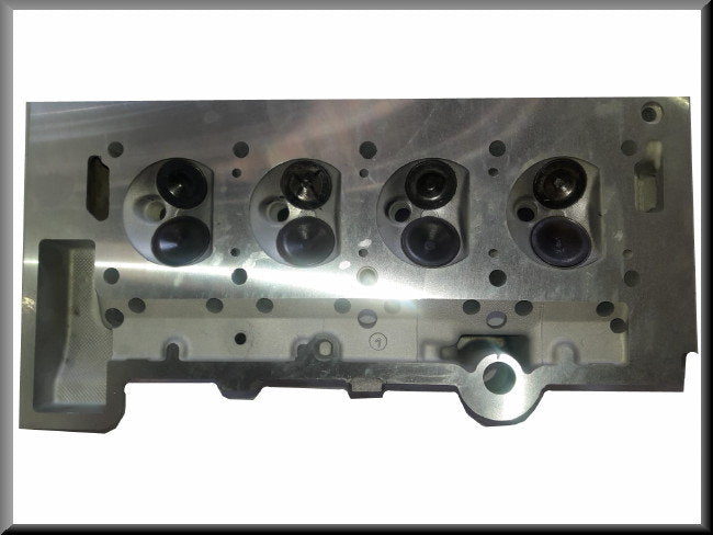 Culasse complète avec soupapes (révisée) – Renault 16 TX – OEM 7701459642A