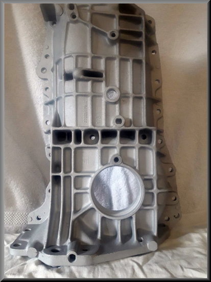 Boîtier de boîte de vitesses 4 rapports (2 moitiés) – Renault 16 – OEM 7701457364