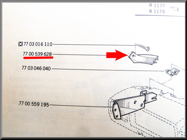 Left corner piece ventilation grille (plastic) – Renault 12 – OEM 7700539628