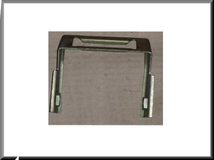 Radiator steun – Renault 16 – OEM 7700505248