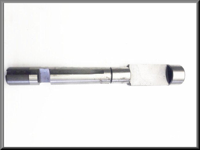 Axe pignon de marche arrière (boîte 4 et 5 vitesses) – Renault 16 – OEM 7700573482 / 7700510822 / 0555777900