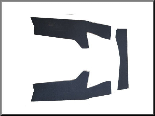 Rear beam trim (rubber) – Renault 16 – OEM 7701531505 / 7701510425 / 7701531504