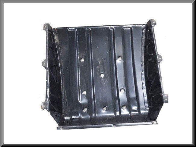 Benzine tank bescherming – Renault 12 – OEM 7700564710
