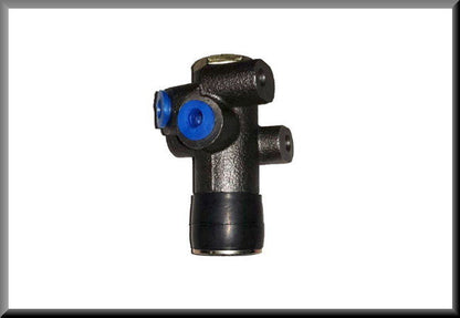 Compensateur de freinage – Renault 12 – Renault 15 - Renault 17 - OEM 7700685456