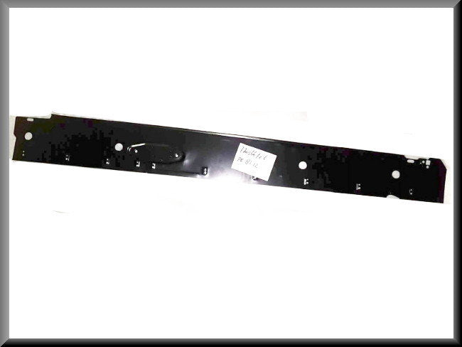 Langsbalk binnenzijde rechts – Renault 12 – OEM 7700629827