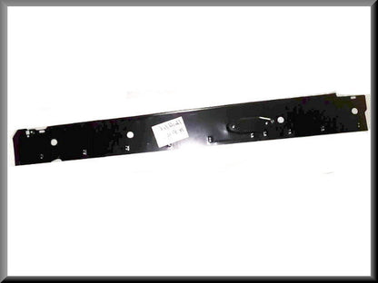 Longeron intérieur gauche – Renault 12 – OEM 7700629825