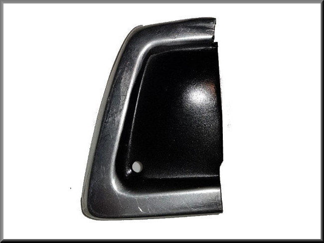 Sierkapje achterscherm links – Renault 12 – OEM 7700588918