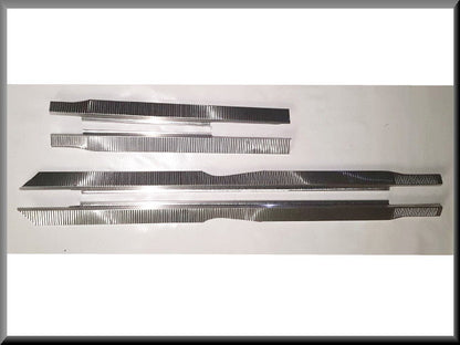 Set de baguettes de seuil intérieures – Renault 12 – OEM 7700510423 / 7700510425 / 7700510424 / 7700510426