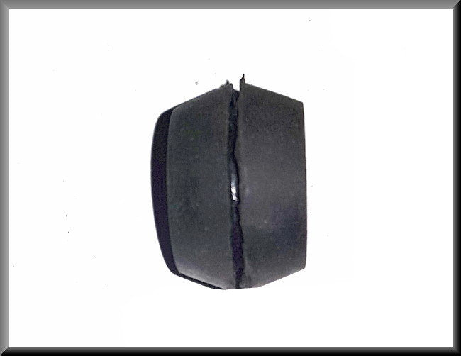 Radiateur rubber – Renault 12  Renault 15 - Renault 17 - – OEM 7703073100
