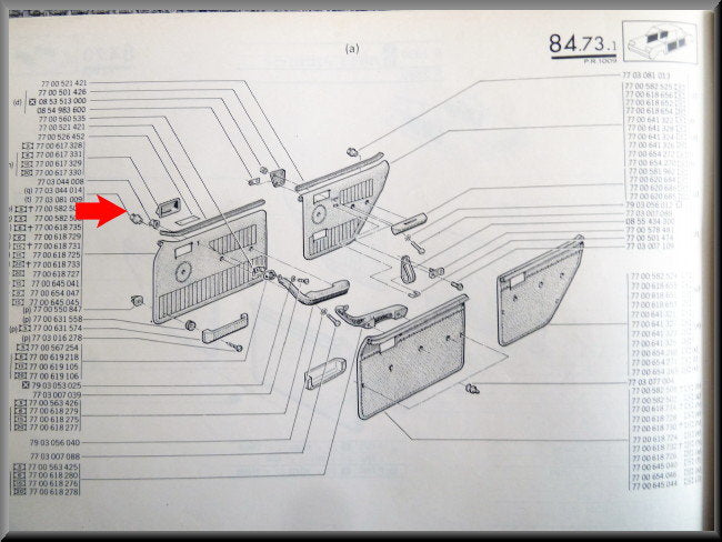 Fixation d'accoudoir avec écrou avant – Renault 12 – OEM 7703044014