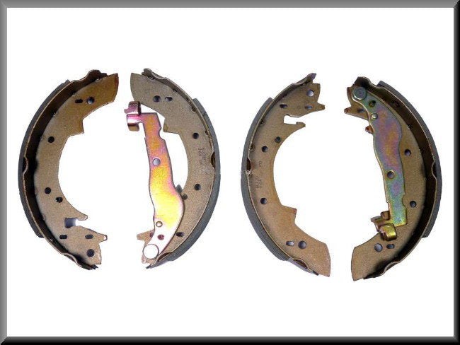 Brake shoes (Girling system) – Renault 16 – Renault 20-30 - Renault 25 - OEM 7701458153
