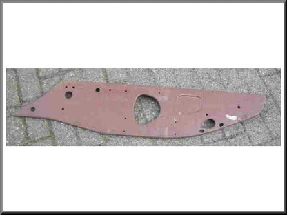 Chassisplaat links – Renault 16 – OEM 0256440900