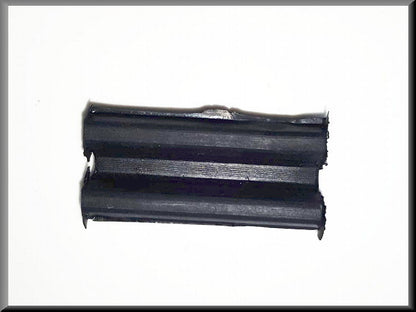 Support de radiateur en caoutchouc – Renault 12 – OEM 7700613390