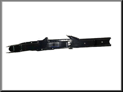 Longeron droit – Renault 12 – OEM 7700504211