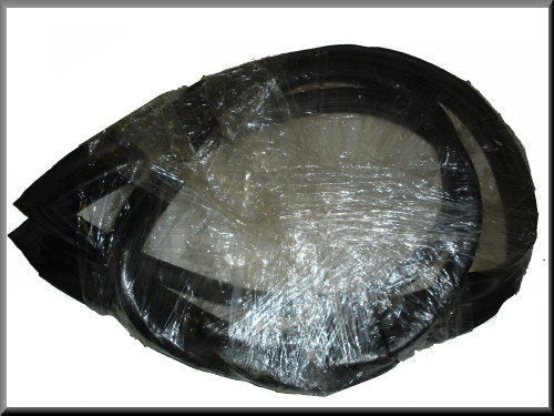 Joint de lunette arrière (avec emplacement pour jonc) – Renault 12 – OEM 7700538184 / 7700536950