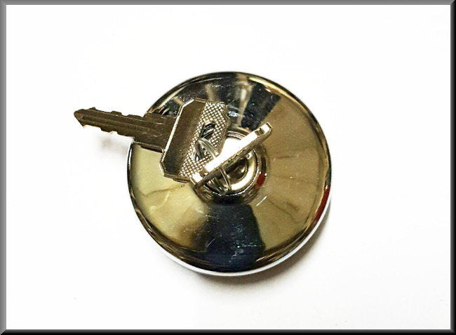 Fuel cap with key (chrome) – Renault 12 – Renault 15 – Renault 17 – Renault 16 - OEM 7700522830A